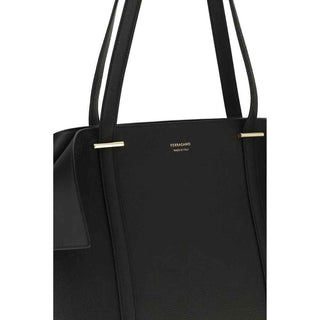 Ferragamo Black Calf Leather Bos Taurus Shoulder Bag