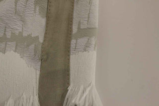 Arzu Kaprol White Acrylic Straight Pencil Skirt