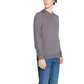 Armani Exchange Gray Wool Sweater - Ginchy