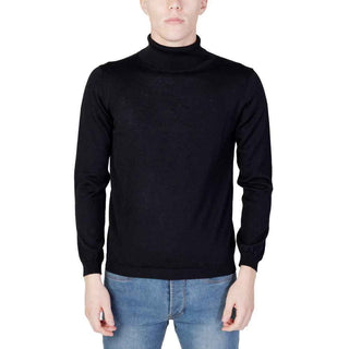 Alviero Martini Prima Classe Black Viscose Turtleneck