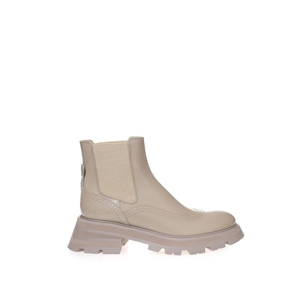 Alexander McQueen Chic Gray Leather Boots for Elegant Steps - Ginchy